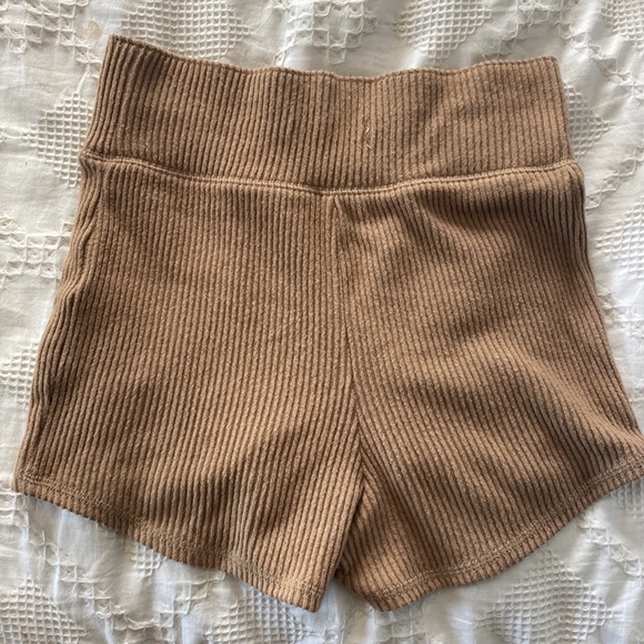 Abercrombie Cotton Shorts - Picture 2 of 2